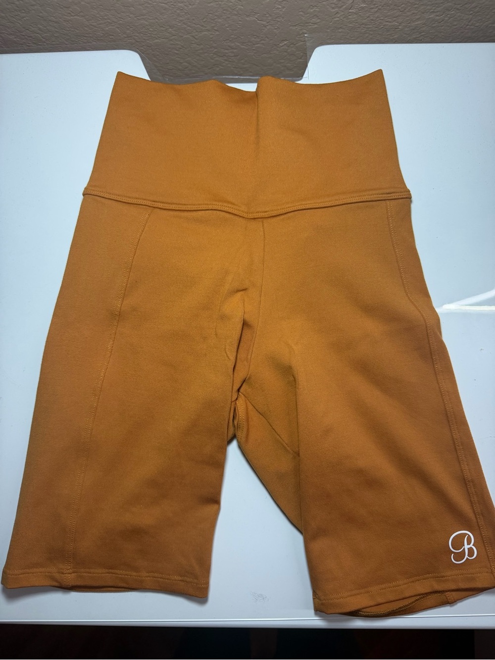 Bombshell Biker Shorts High-Waist Womenin Rust - rand